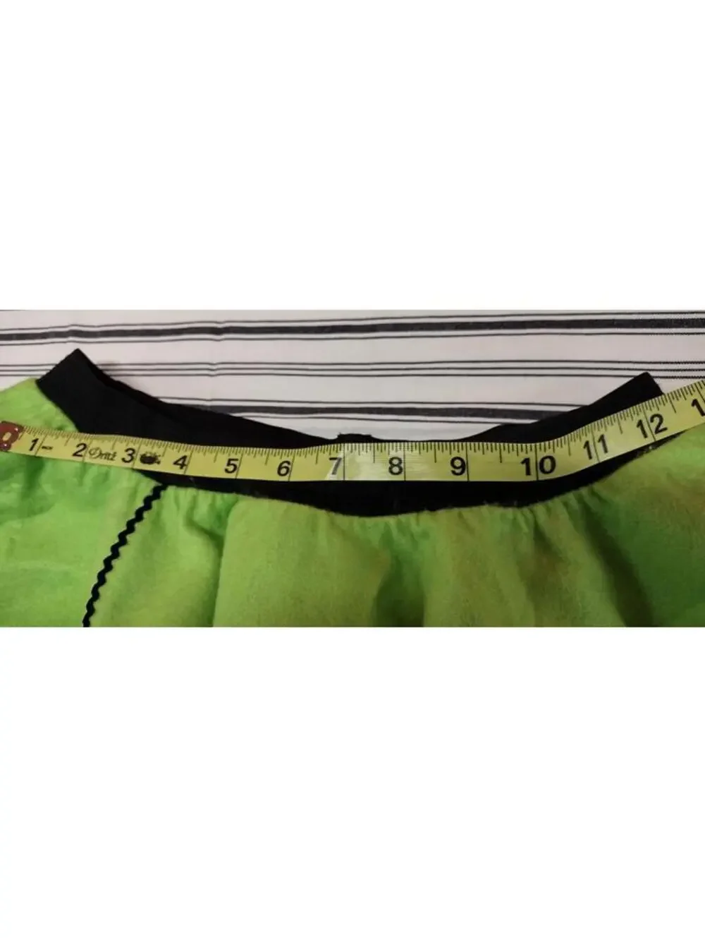 Rockabilly Cosplay Green Neon Full Circle SKirt Size 25 in xs Bejeweled RECORD